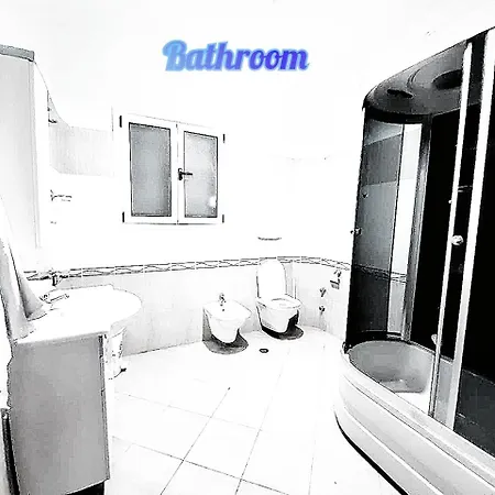 Elena For Rent Garden View ヴィラ *